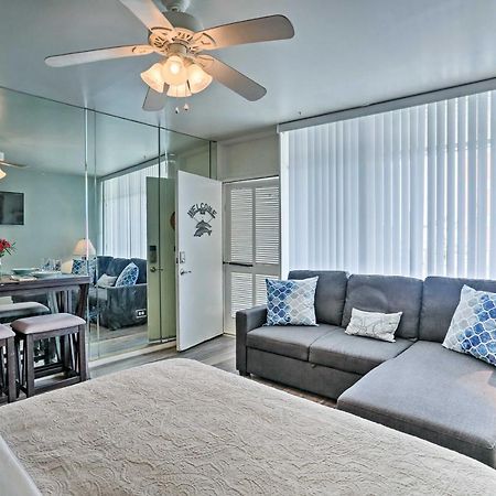 Virginia Beach Studio With Balcony And Pool View! Apartment Exterior photo