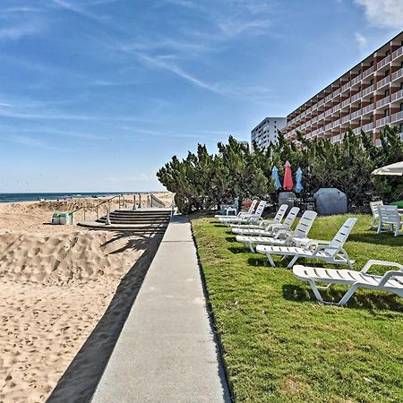 Virginia Beach Studio With Balcony And Pool View! Apartment Exterior photo